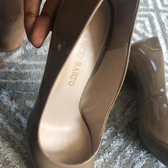 Shoes - Picture 4 of 8